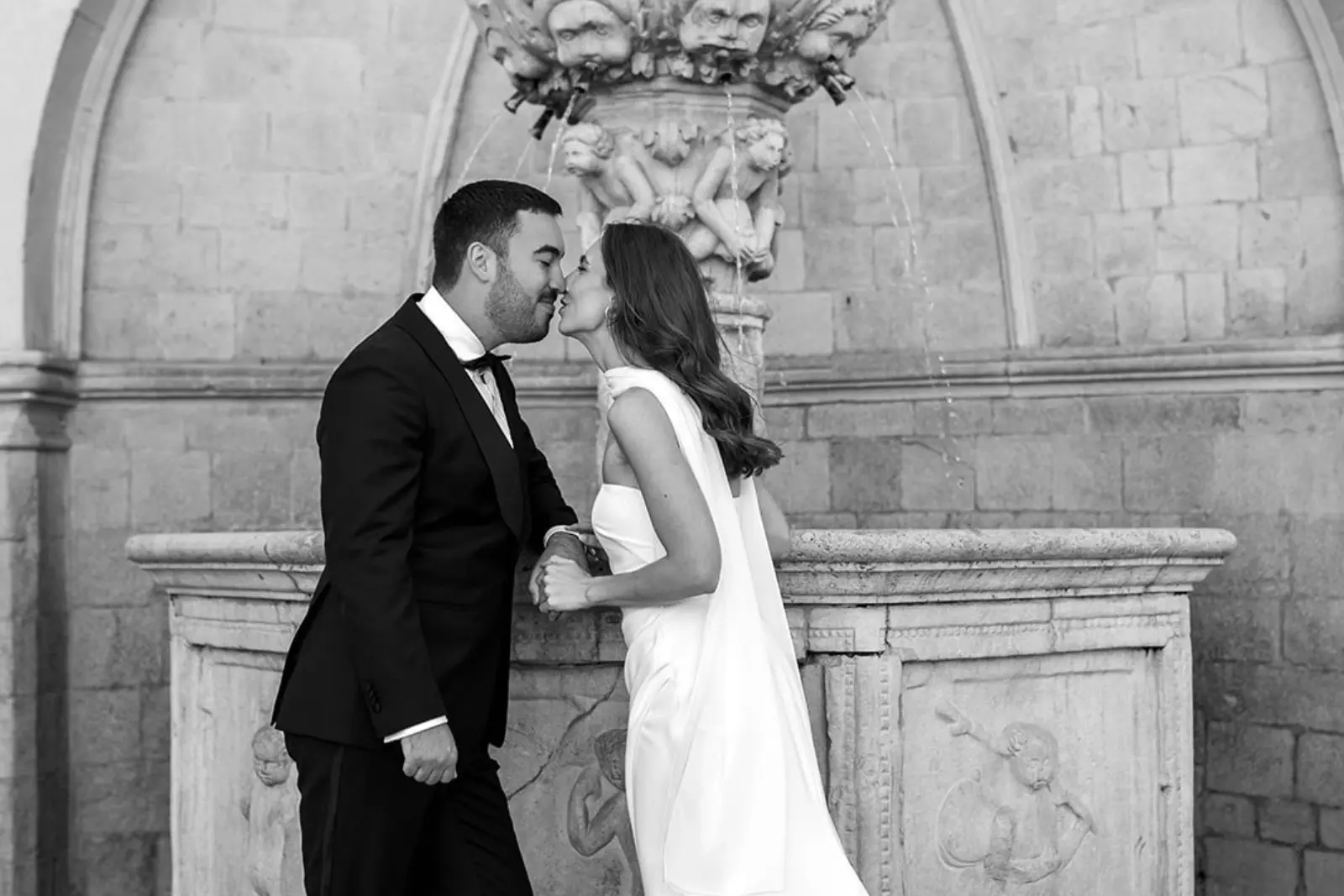 intimate wedding and elopement photographer in dubrovnik